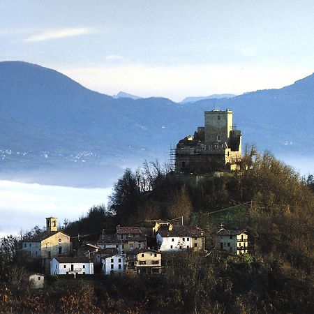 Casavacanzedezza Montecalvo Versiggia Exterior foto